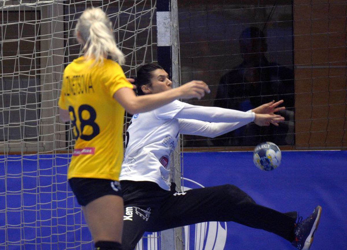 CSM BUCUREȘTI - ROSTOV DON 23-23 // VIDEO+FOTO Egal dramatic! „Tigroaicele” au revenit remarcabil și au fost aproape să câștige pe final