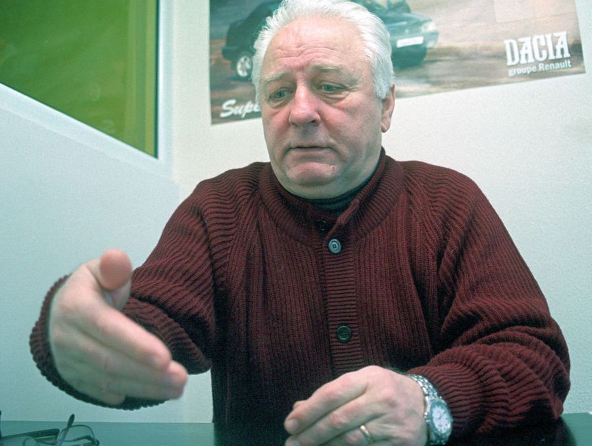 „Ne închidea în camere, ne lua cheia și ne deschidea a doua zi” » Fostul golgeter al Diviziei A și-a adus aminte de Florin Halagian într-o zi specială + 7 povești cu „Armeanul” din folclorul fotbalului românesc