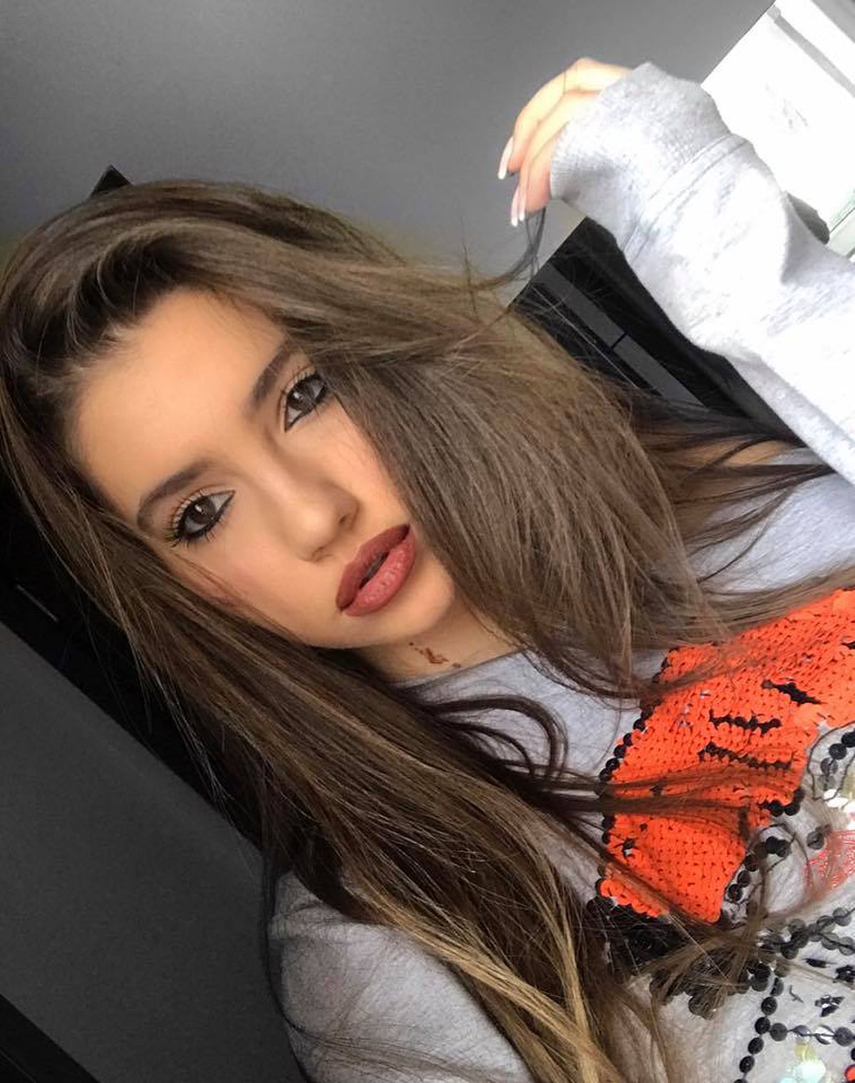 FOTO. Iubita lui Nedelcu, intrigată: „Pe Instagram mă urmăresc în general bărbați. Mă pune pe gânduri ceva”