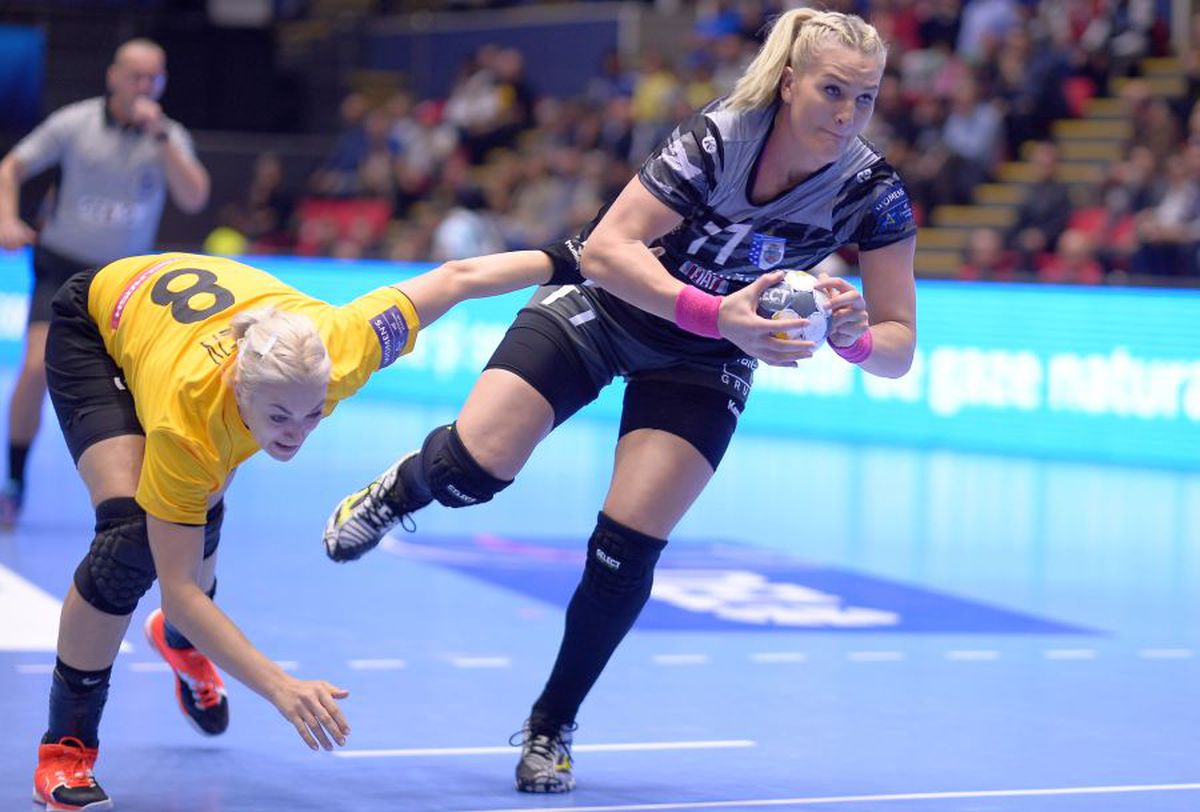 CSM BUCUREȘTI - ROSTOV DON 23-23 // Crina Pintea, interviu după egalul cu CSM-ului cu Rostov: „Îmi place atitudinea echipei de acum!”