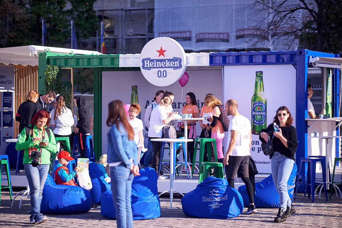 FOTO BUCHAREST MARATHON 2019 // Veselie în alergare pe străzile Bucureștiului