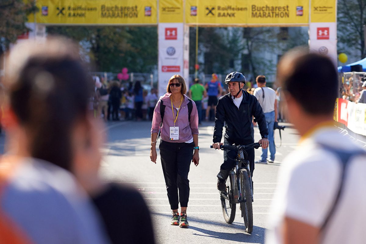FOTO BUCHAREST MARATHON 2019 // Veselie în alergare pe străzile Bucureștiului
