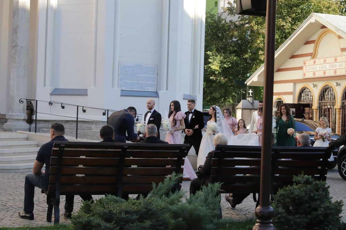 VIDEO+FOTO Imagini spectaculoase de la nunta Theodorei, fiica lui Gigi Becali » Cum a fost dansul mirilor