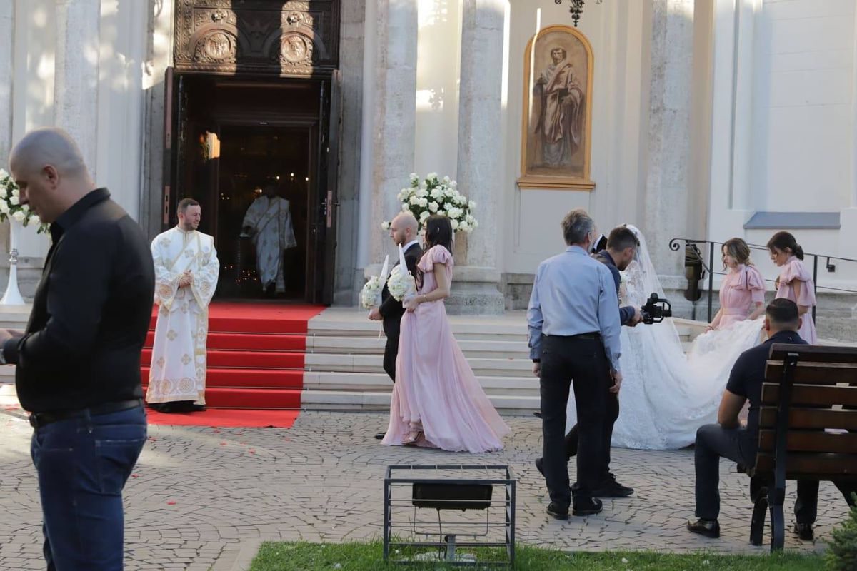 FOTO Nuntă Becali
