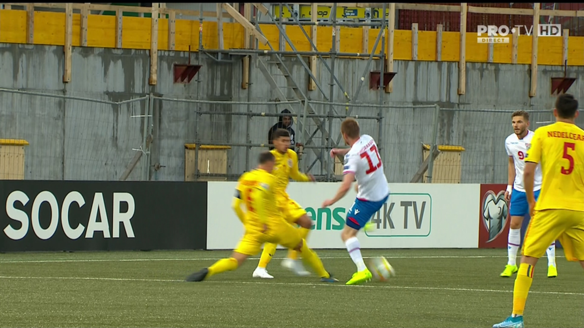 FEROE - ROMÂNIA 0-3 // FOTO Probleme mari pentru Contra: Vlad Chiricheș s-a rupt, Keșeru s-a resimțit pe final
