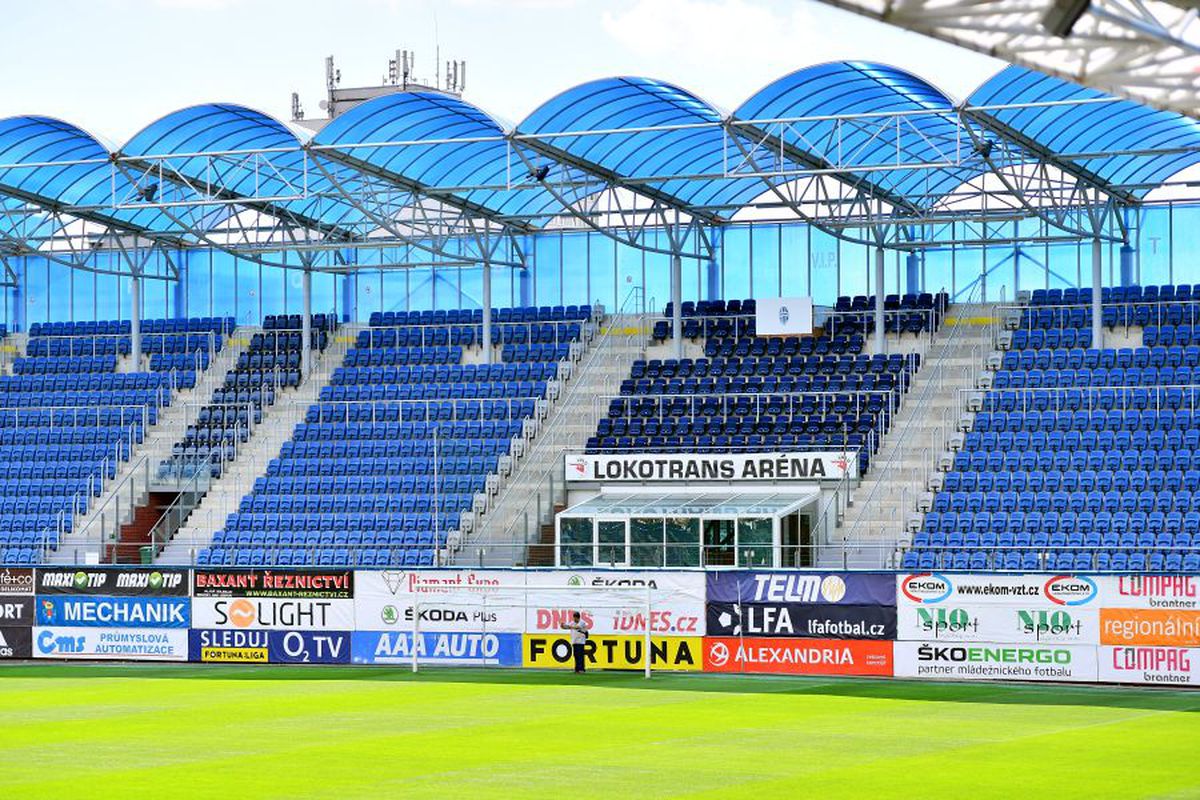 Detaliul remarcat de trimisul GSP în Cehia: cu ce stadion din România seamănă izbitor arena „potcoavă” din Cehia