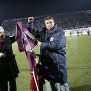 Dan Petrescu, prezentat la Rapid, în decembrie 2003