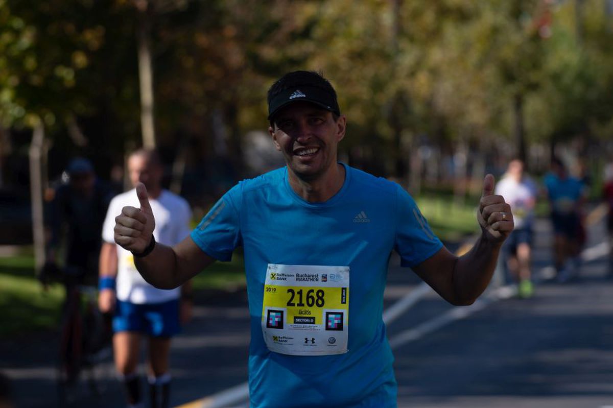 MARATONUL BUCUREȘTI // FOTO Sărbătoare pe străzile Capitalei: iată câștigătorii Maratonului de la București