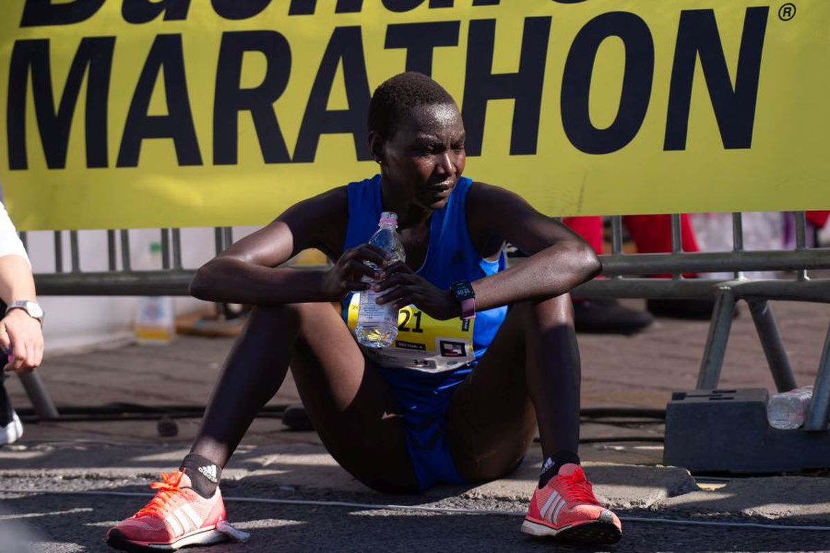 MARATONUL BUCUREȘTI // FOTO Sărbătoare pe străzile Capitalei: iată câștigătorii Maratonului de la București