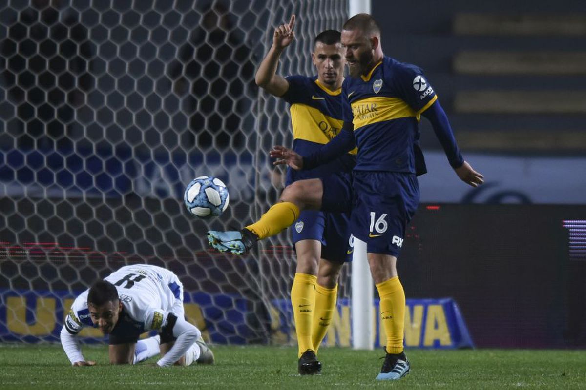 FOTO+VIDEO Ce debut incendiar pentru De Rossi la Boca! Gol, tackling sălbatic și eliminare la penalty-uri