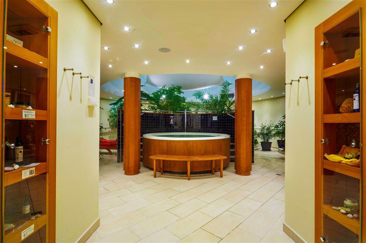 MLADA BOLESLAV - FCSB // VIDEO Bun venit la Don Giovanni! Cum arată hotelul în care e cazată FCSB în Cehia