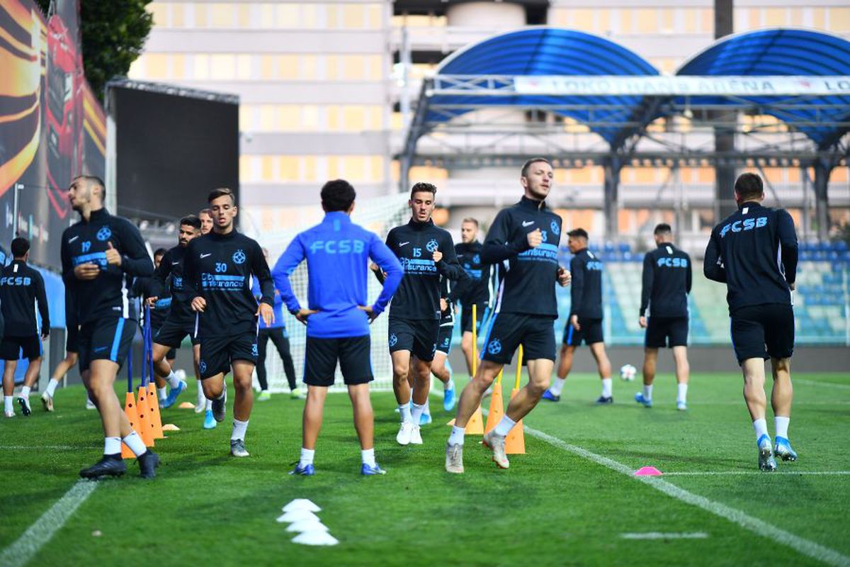 MLADA BOLESLAV - FCSB // VIDEO + FOTO FCSB a făcut antrenamentul oficial înaintea meciului din turul III al Europa League! Mihai Pintilii ar putea debuta în acest sezon