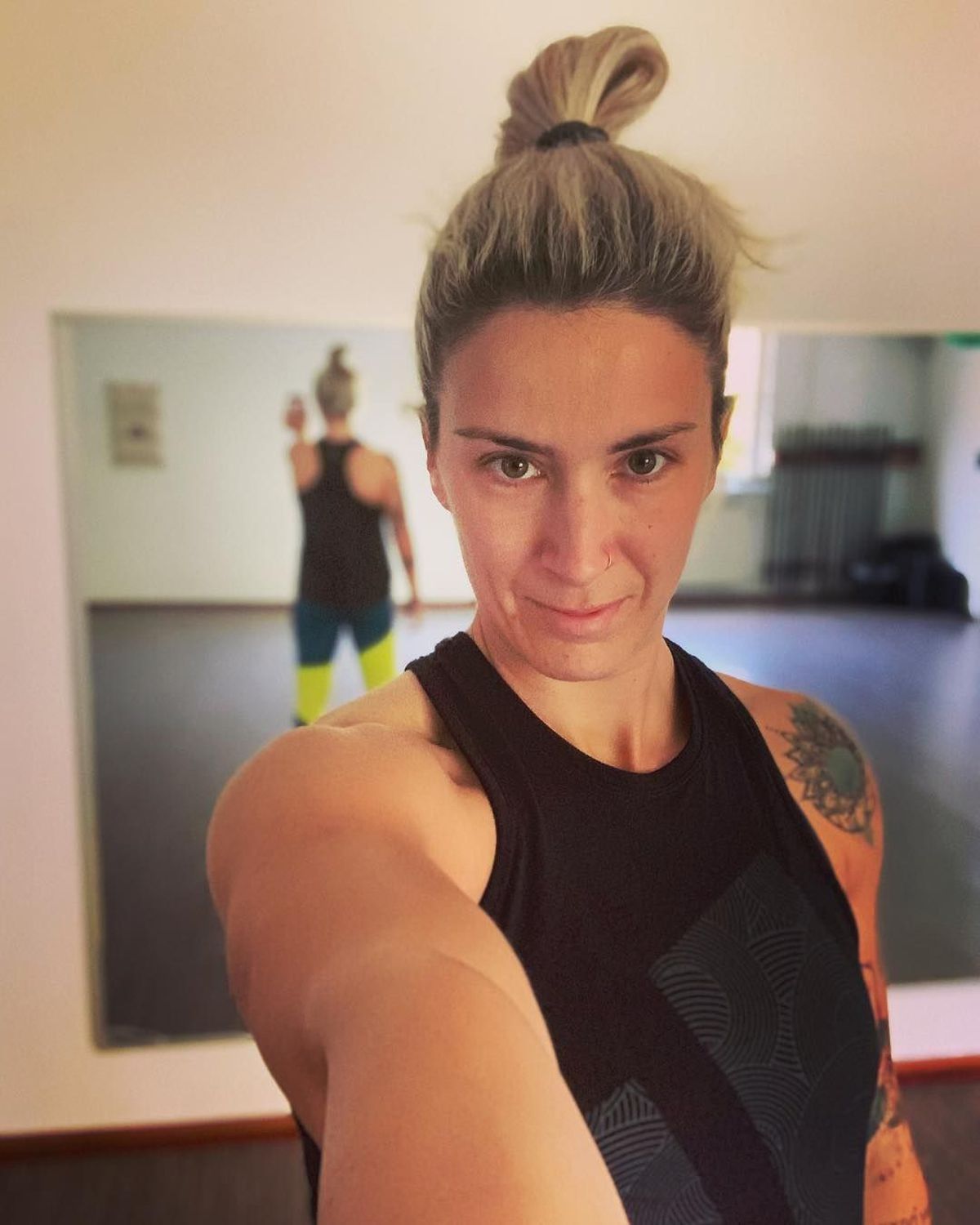 GALERIE FOTO Laura Nicoletta Vasilescu, prima handbalistă română care recunoaște că e gay: „Viitorul e al nostru! Te iubesc necondiționat”