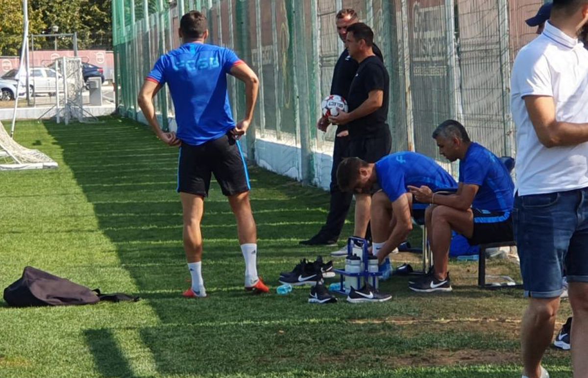 CS UNIVERSITATEA - FCSB // VIDEO + FOTO Gafă cu repetiție la FCSB! Cum a apărut Lucian Filip la antrenament