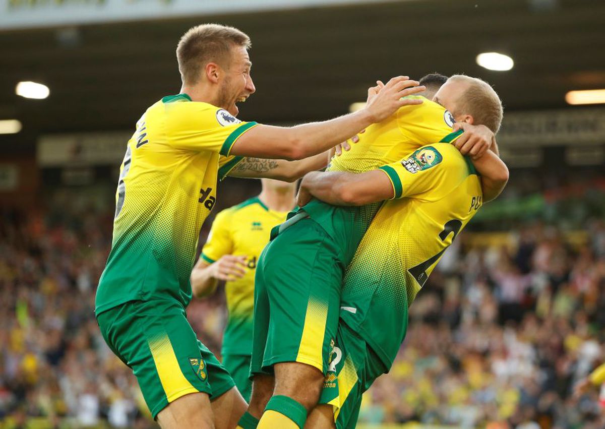NORWICH - MANCHESTER CITY 3-2 // FOTO Surpriza sezonului în Premier League » Pep Guardiola, lăsat fără replică de o nou-promovată