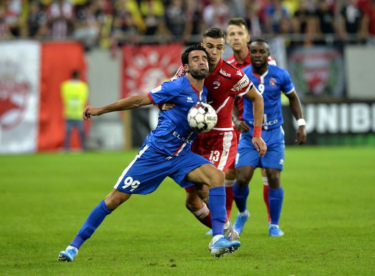 DINAMO - FC BOTOȘANI 1-1 // FOTO + VIDEO Dinamo și Botoșani termină la egalitate o partidă făcută terci de deciziile arbitrului!