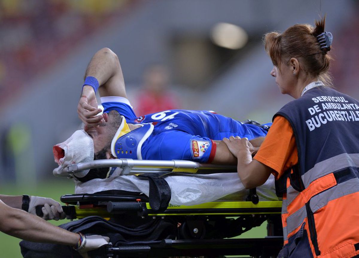 DINAMO - FC BOTOȘANI 1-1 // UPDATE+FOTO Ce diagnostic i-au pus medicii lui Moussa după ciocnirea cu Pap » Atenție, imagini dure cu accidentarea!