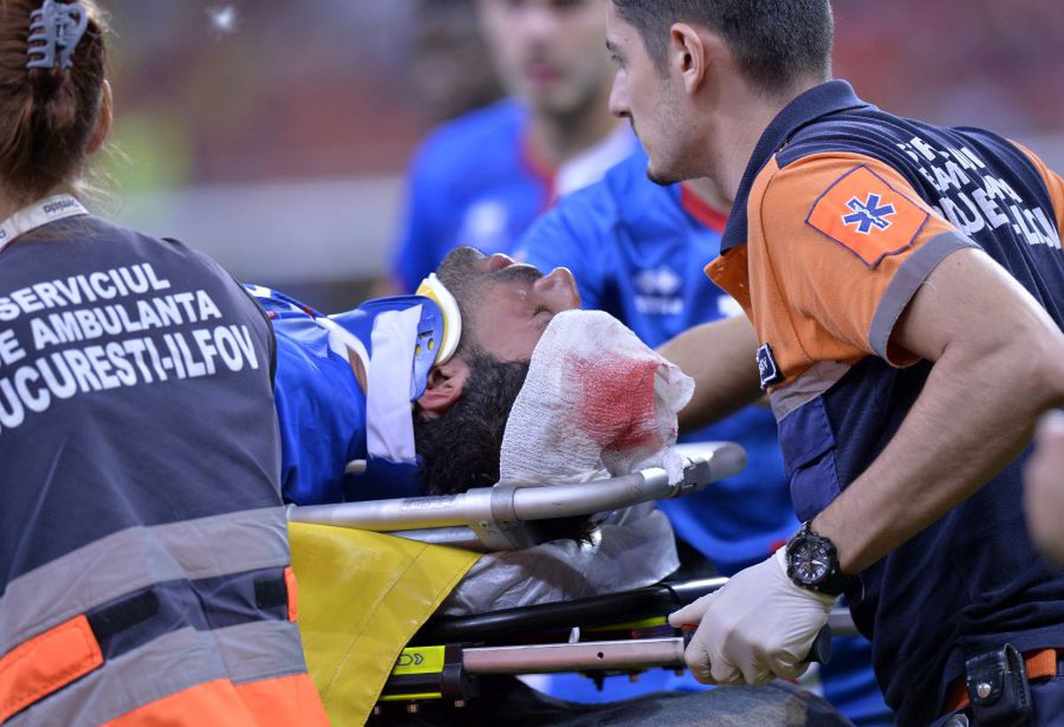 DINAMO - FC BOTOȘANI 1-1 // UPDATE+FOTO Ce diagnostic i-au pus medicii lui Moussa după ciocnirea cu Pap » Atenție, imagini dure cu accidentarea!