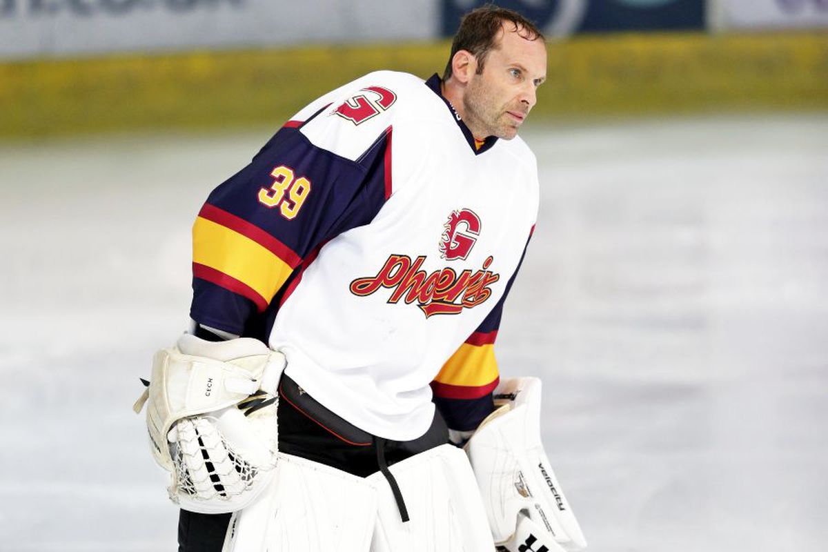 GALERIE FOTO + VIDEO Petr Cech, prestație senzațională la primul său meci în hochei: performanța reușită la debut