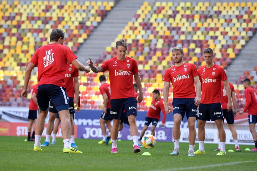 ROMÂNIA - NORVEGIA // VIDEO+FOTO Norvegienii au făcut antrenamentul oficial înaintea meciului cu România » Accesul presei permis pe toată durata ședinței de pregătire