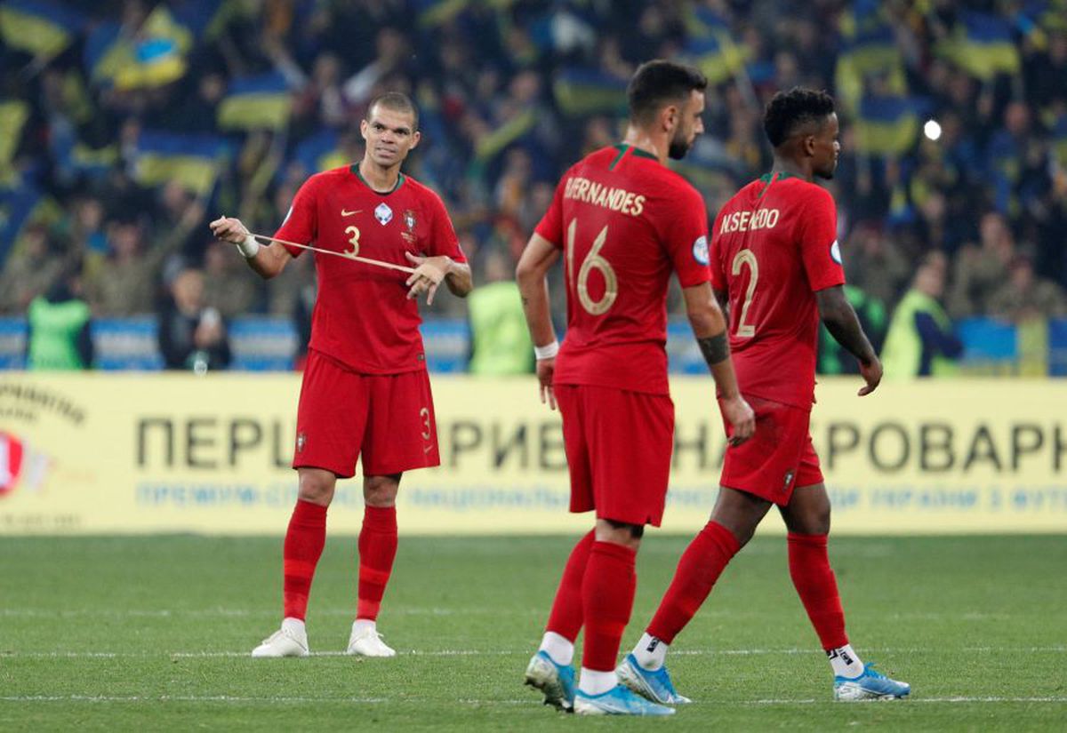 Turcia, încă o surpriză: 1-1 în Franța » Anglia, SHOW cu Bulgaria, Ucraina doboară Portugalia lui Ronaldo! Toate rezultatele + clasamentele