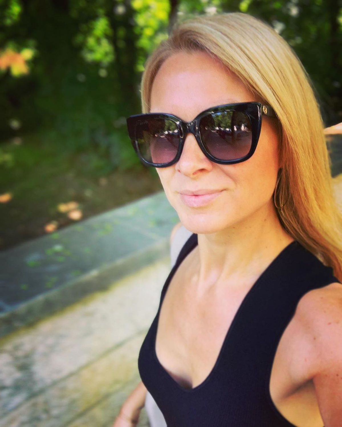 FOTO Britta Hofmann în picioarele goale, în direct la TV