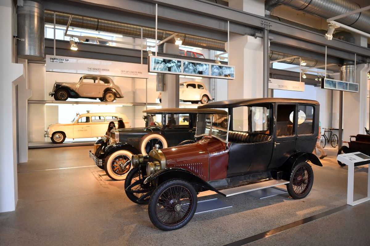 Am vizitat Muzeul Skoda din Cehia: 350 de modele cu o istorie fabuloasă