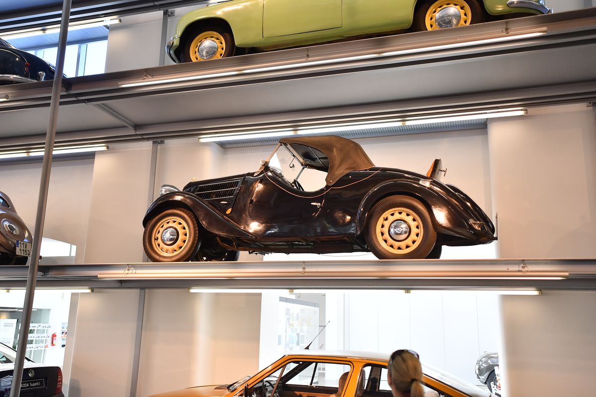 Am vizitat Muzeul Skoda din Cehia: 350 de modele cu o istorie fabuloasă