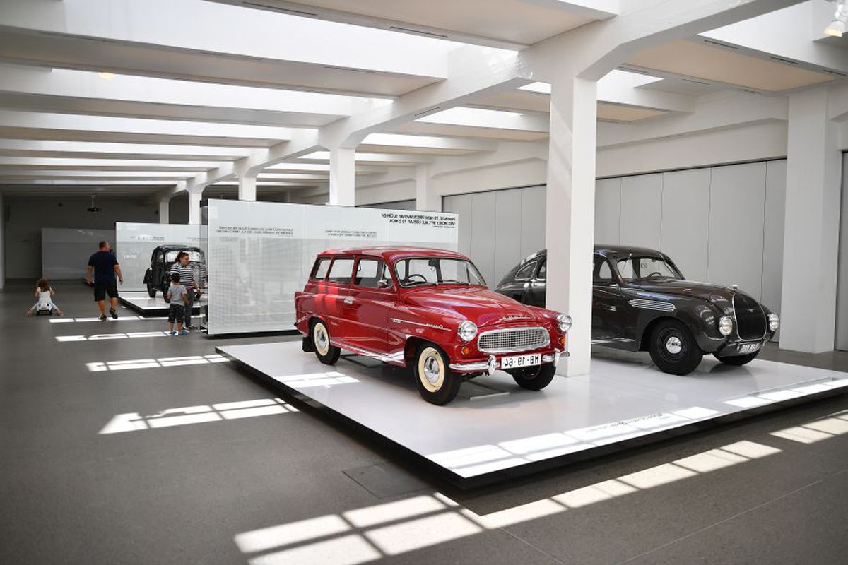 Am vizitat Muzeul Skoda din Cehia: 350 de modele cu o istorie fabuloasă