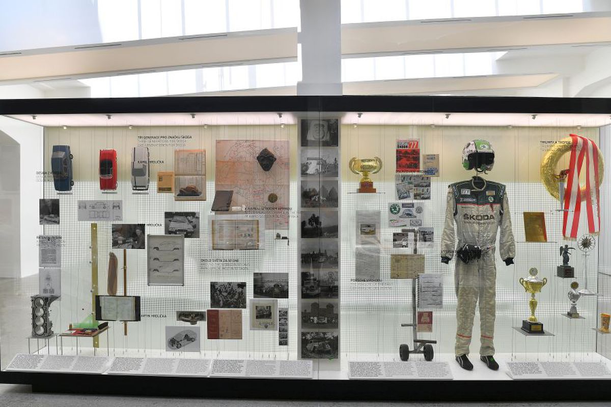 Am vizitat Muzeul Skoda din Cehia: 350 de modele cu o istorie fabuloasă