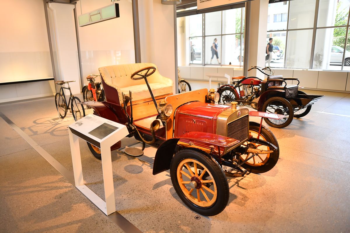 MLADA - FCSB // VIDEO + FOTO Am vizitat Muzeul Skoda din Cehia: 350 de modele cu o istorie fabuloasă