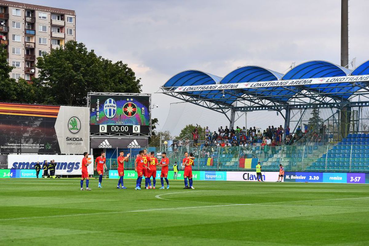 MLADA BOLESLAV - FCSB // FOTO Salvați de Panțâru » Fără antrenor și cu 9 accidentați, FCSB se califică în play-off-ul EL cu un gol în prelungiri