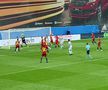 MLADA BOLESLAV - FCSB // FOTO Fază controversată în finalul primei reprize! Cehilor li s-a anulat un gol pentru fault în atac