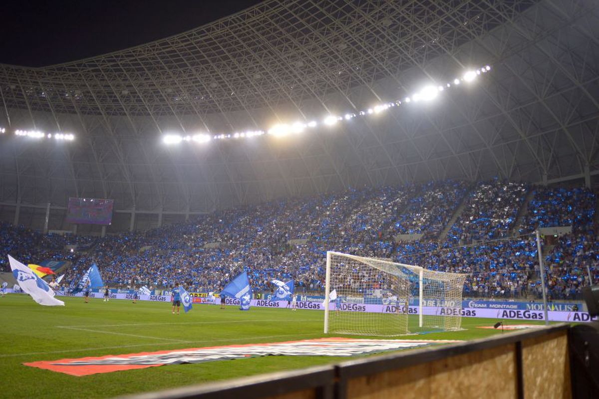 CRAIOVA - FCSB // GALERIE FOTO + VIDEO Scenografie spectaculoasă a oltenilor, pe muzica lui Beethoven