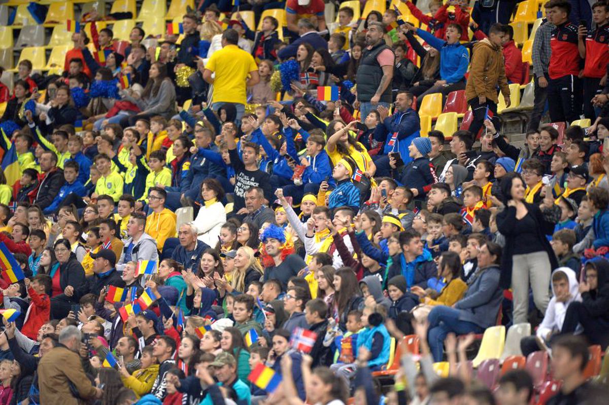 ROMÂNIA - NORVEGIA // VIDEO + FOTO Moment FANTASTIC pe Arena Națională! Imnul României a răsunat mai tare ca niciodată din glasurile celor 30.000 de copii