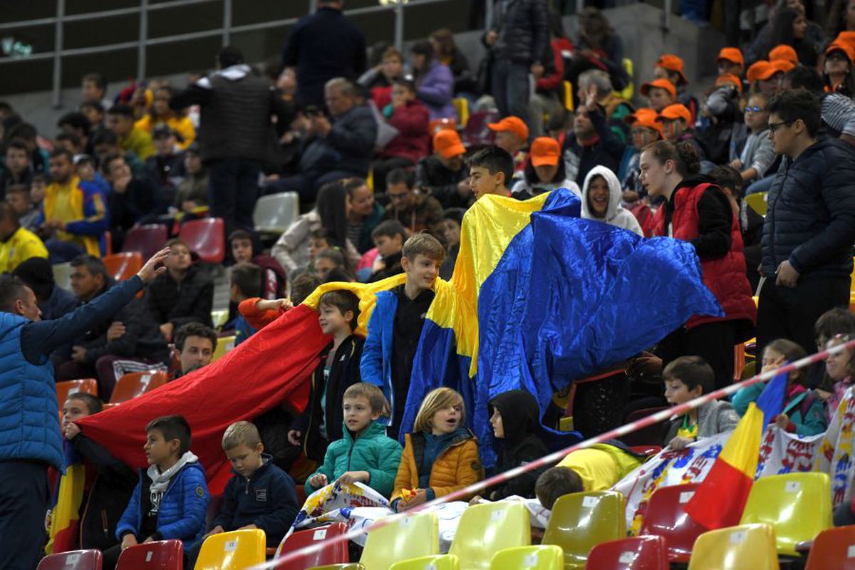 ROMÂNIA - NORVEGIA // VIDEO + FOTO Moment FANTASTIC pe Arena Națională! Imnul României a răsunat mai tare ca niciodată din glasurile celor 30.000 de copii