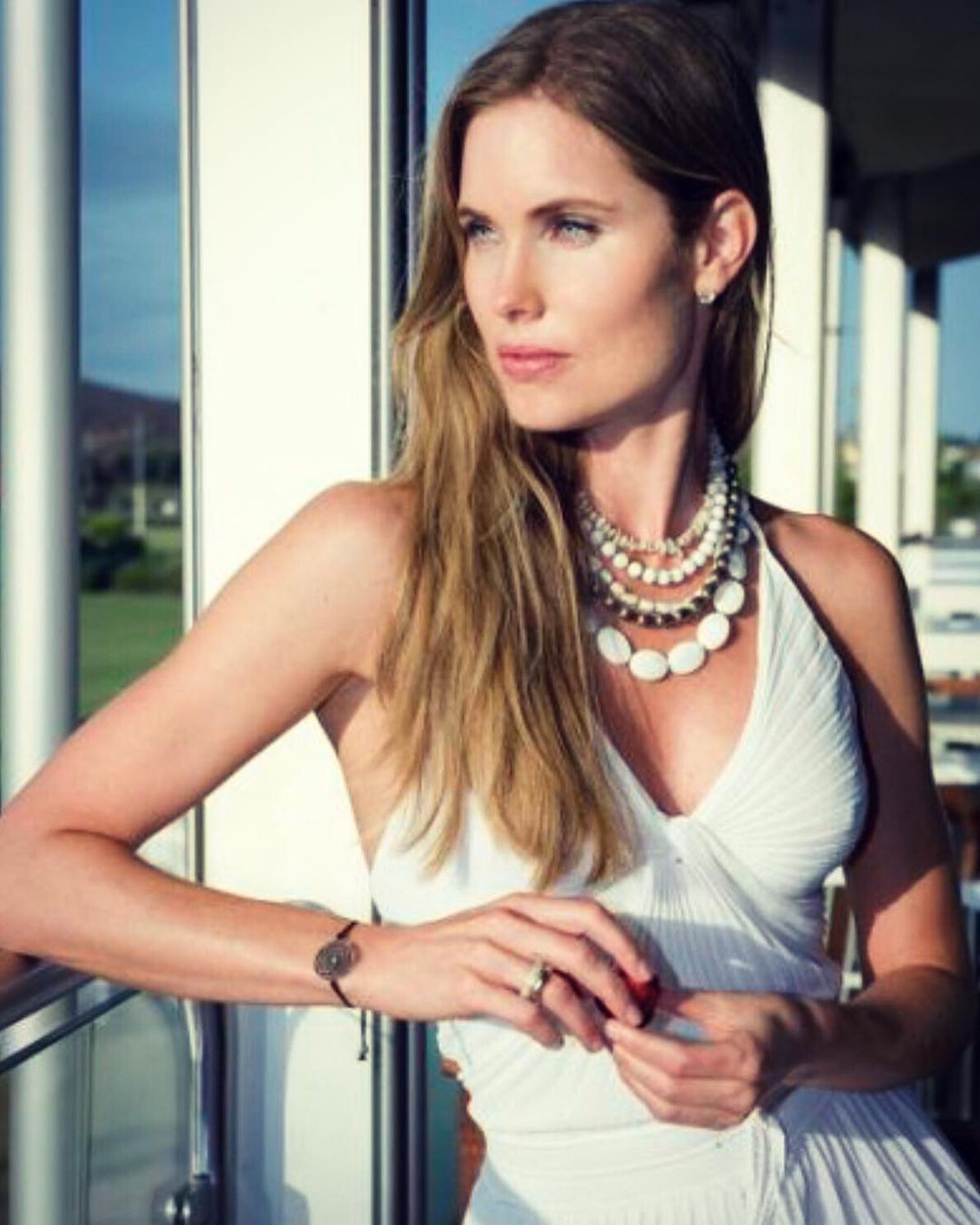 FOTO O frumusețe și la 44 de ani! Soția lui Luis Figo surprinde: imagini super sexy