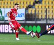 CHINDIA TÂRGOVIȘTE - DINAMO 3-2 // VIDEO+FOTO Uhrin n-a schimbat nimic! Roș-albii pierd contra Chindiei și revin pe ULTIMUL LOC