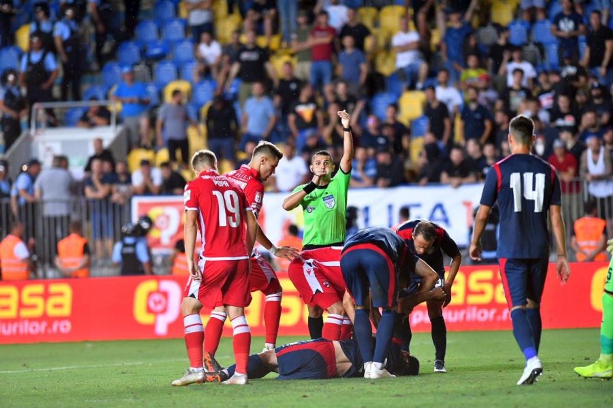 CHINDIA TÂRGOVIȘTE - DINAMO 3-2 // FOTO Panică în prelungirile meciului! Marius Martac a leșinat, iar ambulanța și-a făcut apariția pe teren