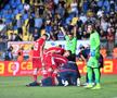 CHINDIA TÂRGOVIȘTE - DINAMO 3-2 // FOTO Panică în prelungirile meciului! Marius Martac a leșinat, iar ambulanța și-a făcut apariția pe teren