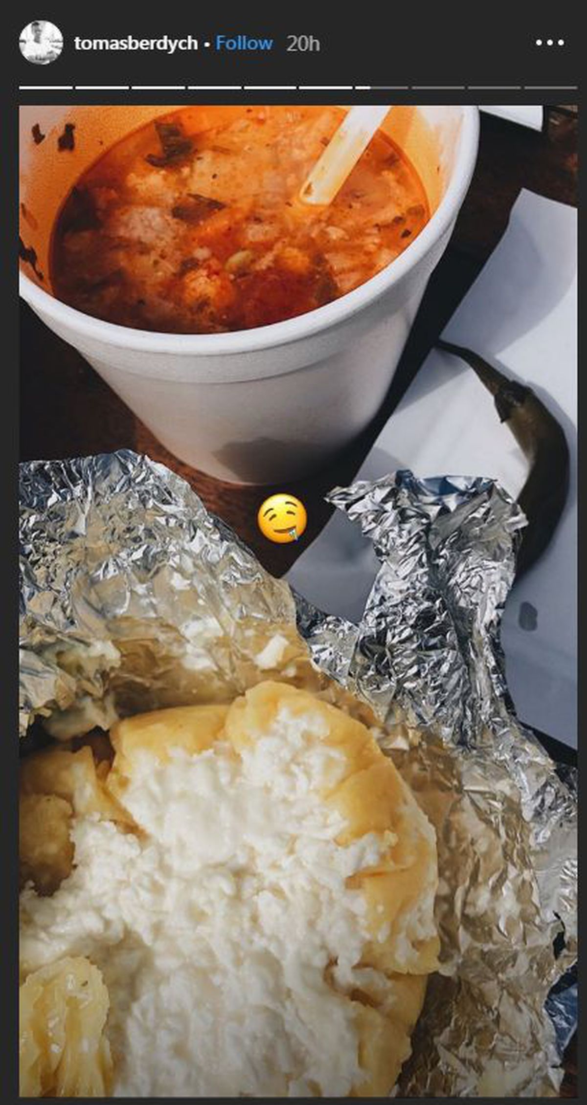 GALERIE FOTO A fost în Top 5, iar acum face reclamă României! Tomas Berdych s-a întâlnit cu ursul pe Transfăgărășan