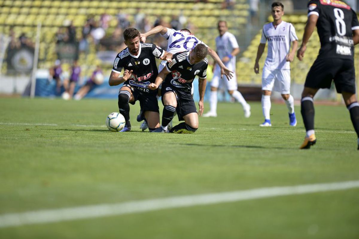 LIGA 2 // FOTO Victorie pentru FC Argeș în derby-ul cu U Cluj! Daco-Getica închide ziua cu o victorie la Timișoara + Toate rezultatele de azi