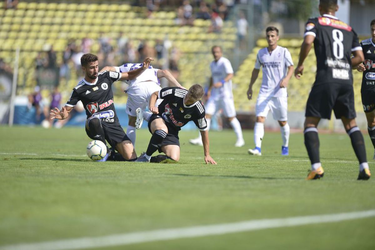 LIGA 2 // FOTO Victorie pentru FC Argeș în derby-ul cu U Cluj! Daco-Getica închide ziua cu o victorie la Timișoara + Toate rezultatele de azi