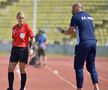 GALERIE FOTO A „furat” toate privirile. Arbitra de rezervă a entuziasmat asistența de la derby-ul FC Argeș - U Cluj