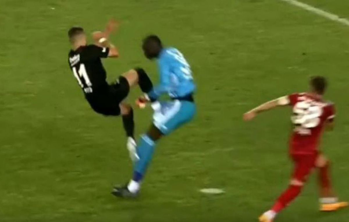 VIDEO Clipe de groază sub ochii lui Paul Papp! Colegul său s-a prăbușit inert la pământ » Care e starea actuală