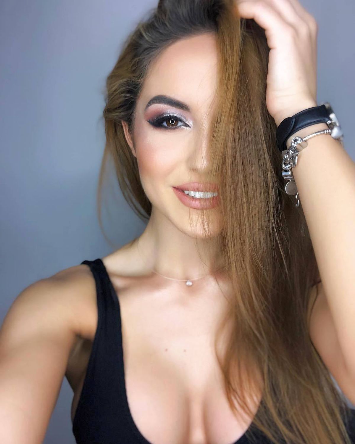 GALERIE FOTO A luat mințile bărbaților! Roberta Anghel este una dintre cele mai sexy antrenoare de fitness din București