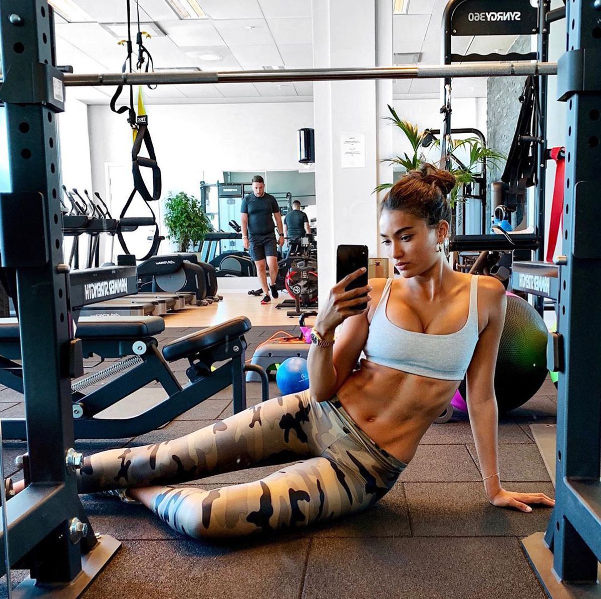 FOTO Combinația perfectă » Kelly Gale nu lasă nicio zi să treacă fără să facă mișcare: imagini HOT