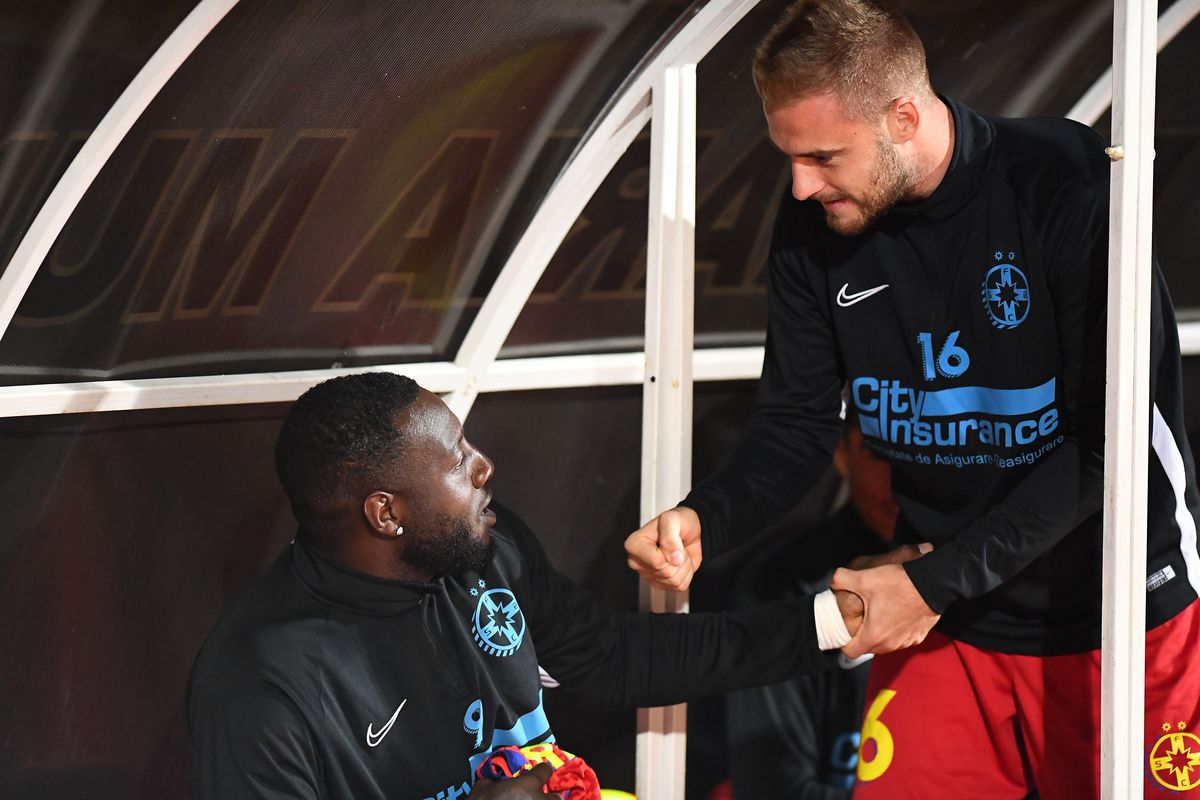 FCSB - POLI IAȘI 1-2 // VIDEO + FOTO Cine îi mai salvează? Roș-albaștrii sunt în derivă, după a 4-a înfrângere la rând în Liga 1