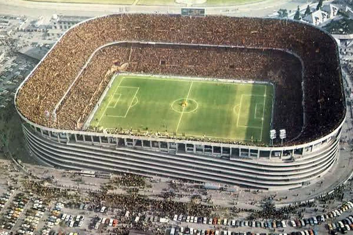 Retro GSP // VIDEO+FOTO San Siro, stadionul pe care românii au avut interzis, împlinește azi 93 de ani » Povestea unei legende