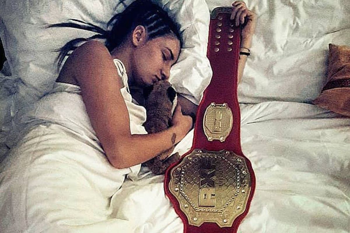 FOTO Bărbatul din spatele Dianei Belbiță, sportiva care se pregătește de debutul în UFC: „El reuşeste să facă mereu acea minune”